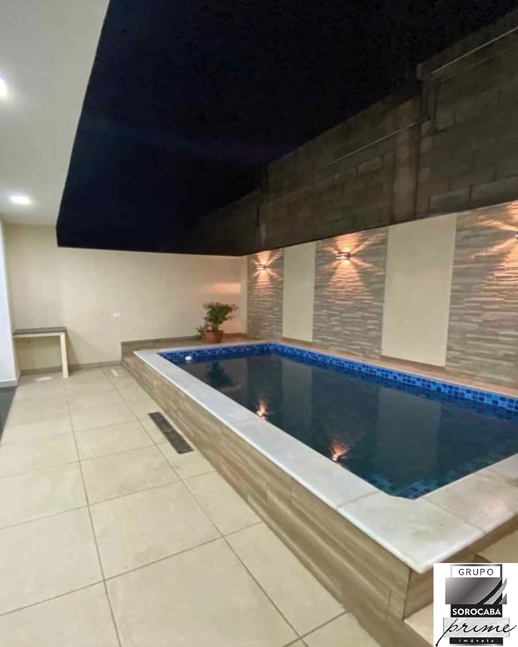 Sobrado com 3 dormitórios à venda, 147 m² por R$ 722.000 - h
