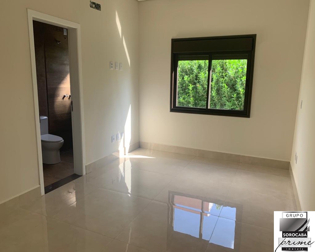 Casa residencial, condomínio lago azul, R$4.000.000,00.