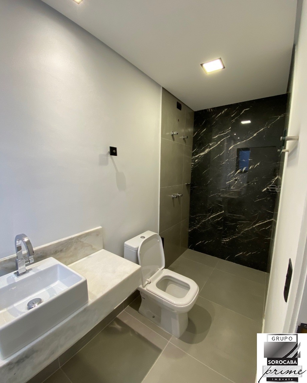 Casa no cond. Terras de são francisco, R$650.000,00.