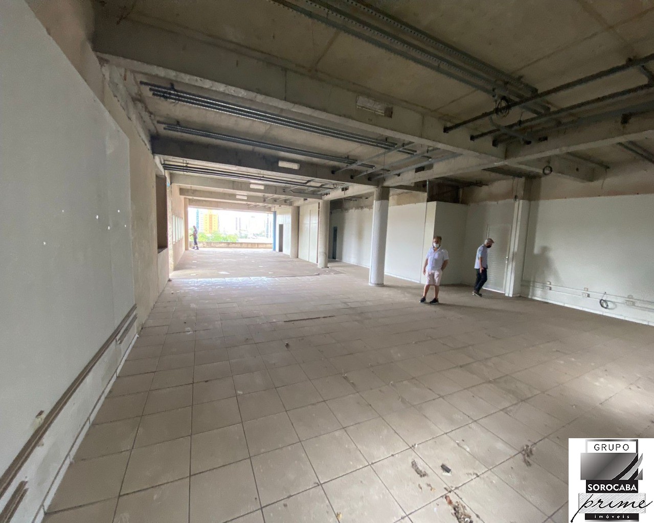Prédio comercial, parque campolim, R$80.000,00/mês.