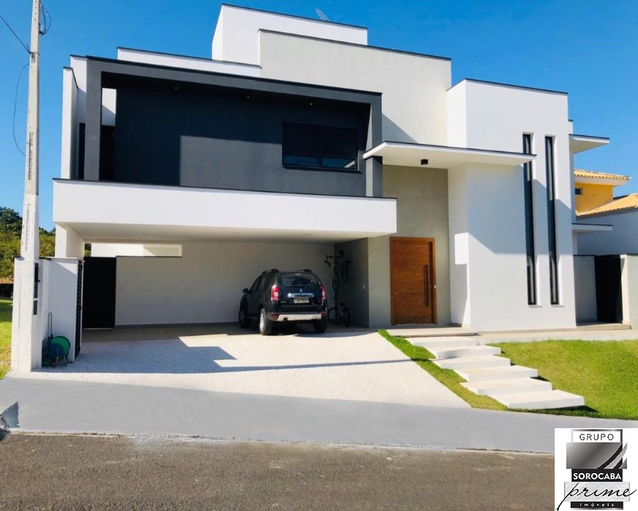 Sobrado com 4 dormitórios à venda, 330 m² por R$ 1.860.000 -