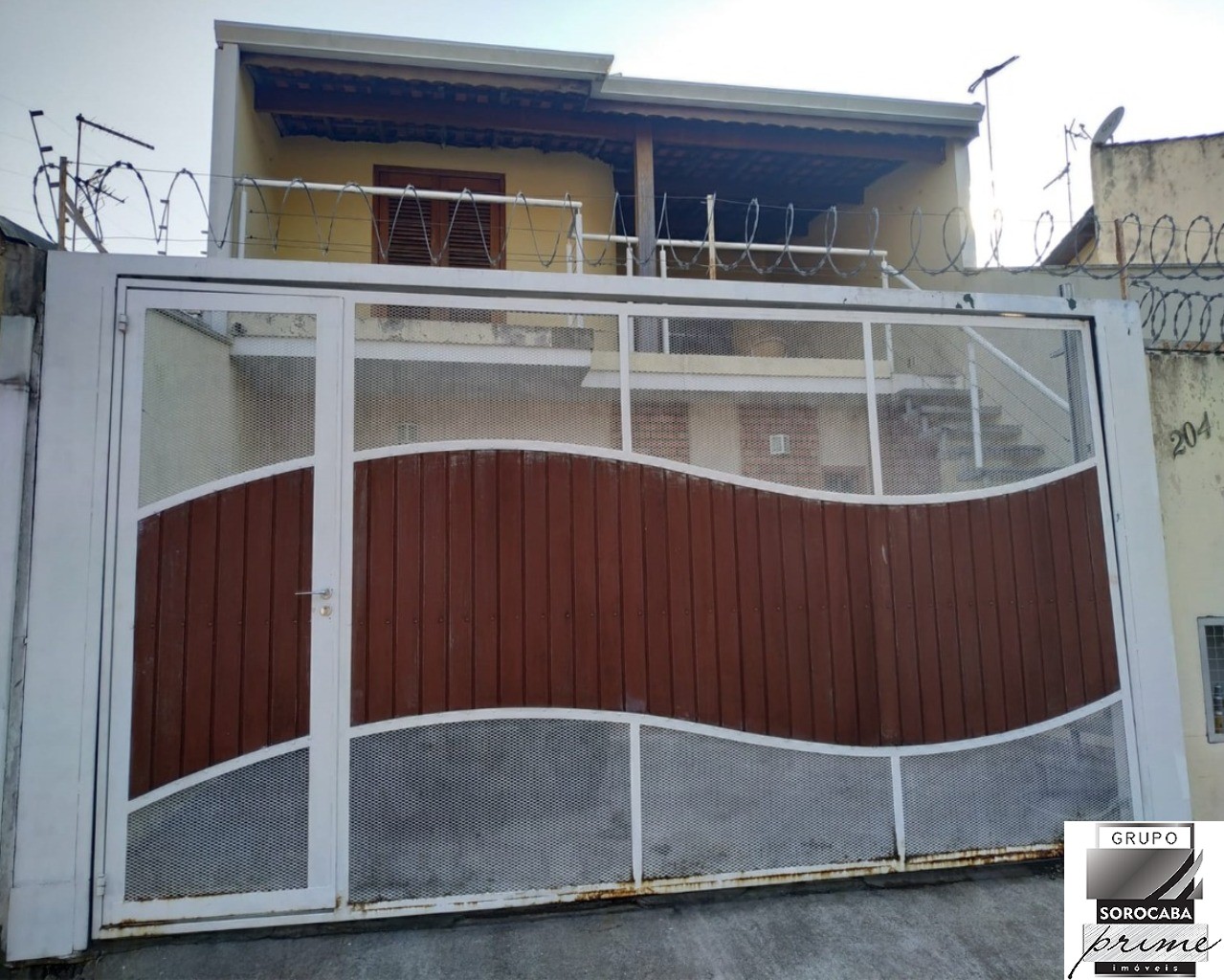 Sobrado a venda no bairro do jd. São guilherme R$360.000,00