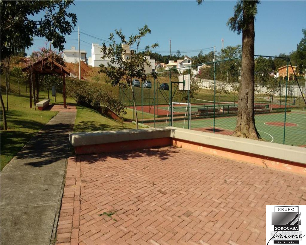Casa com 4 dormitórios à venda, 254 m² por R$ 1.980.000 - co