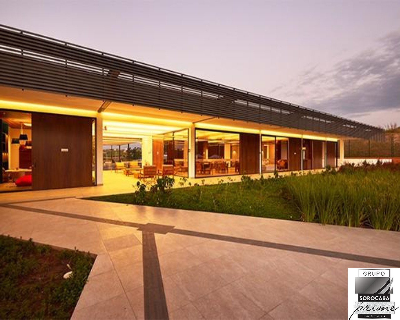 Casa com 3 dormitórios à venda, 303 m² por R$ 2.200.000 - al