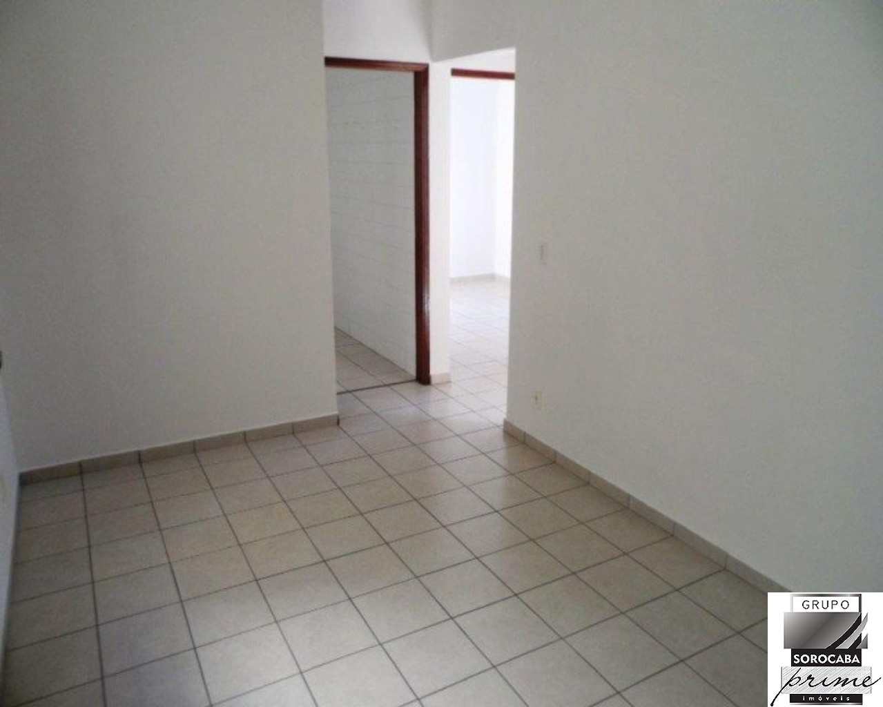 Apartamento com 2 dormitórios à venda, 54 m² por R$ 300.000 