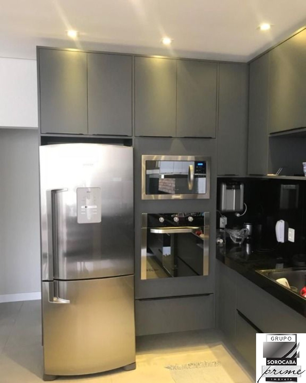 Sobrado com 3 dormitórios à venda, 150 m² por R$ 750.000 - v
