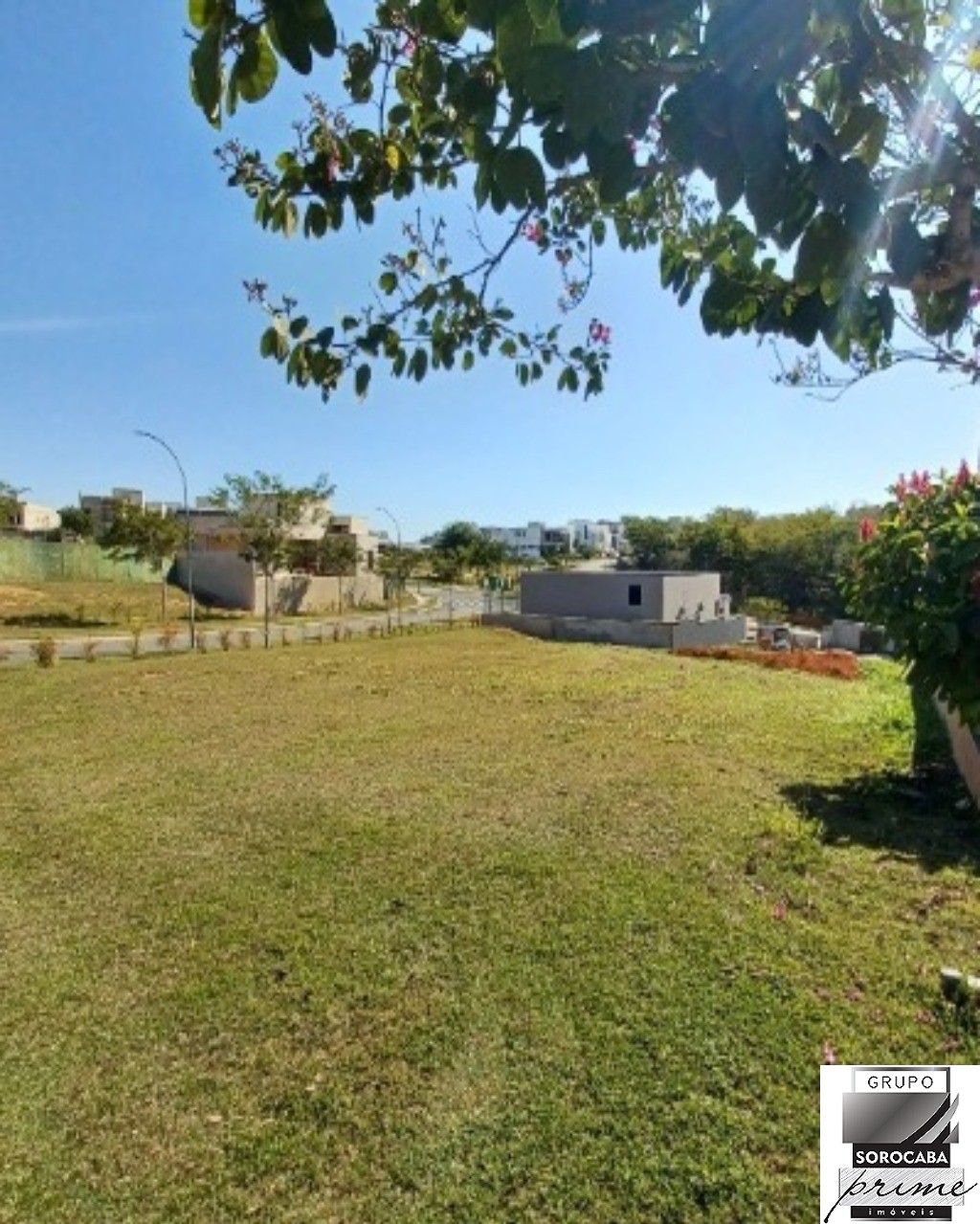 Terreno á venda no alphaville 3 R$695.000,00