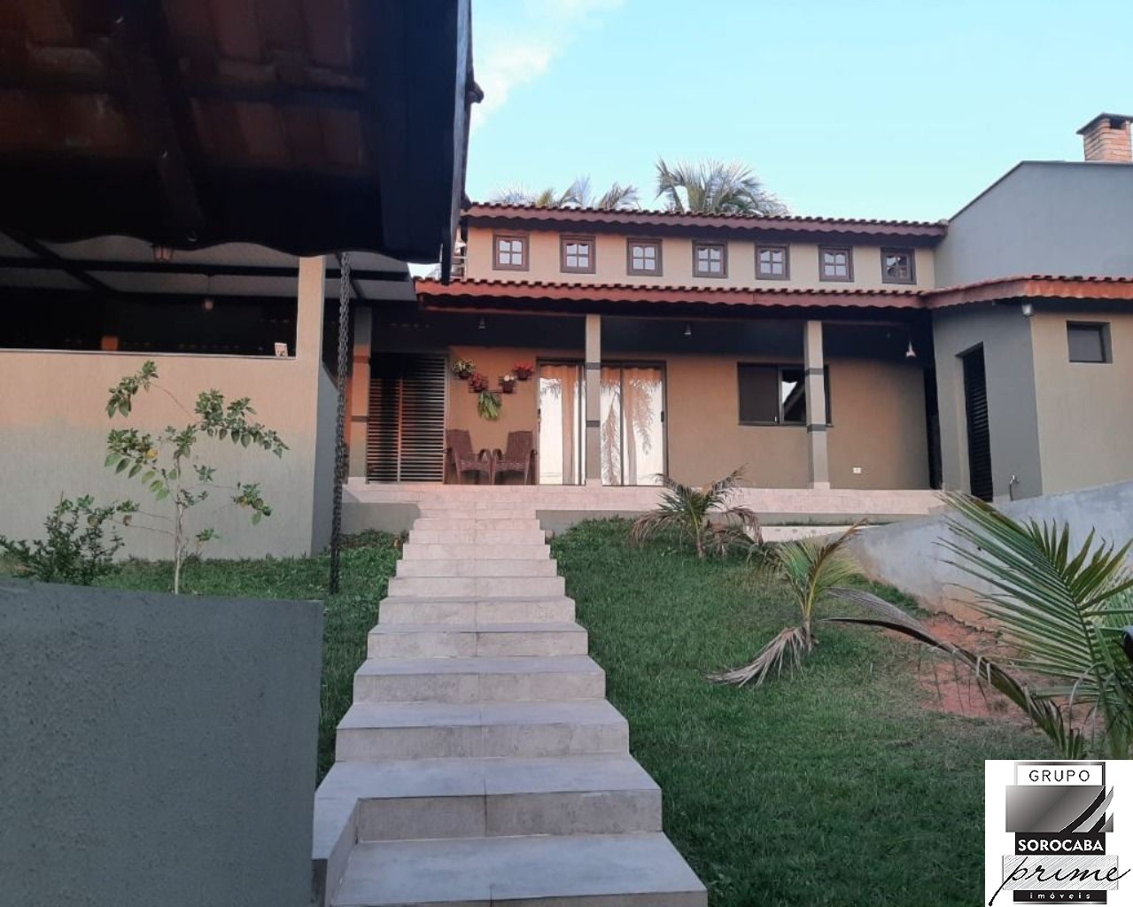 Casa com 3 dormitórios à venda, 262 m² por R$ 1.090.000 - co