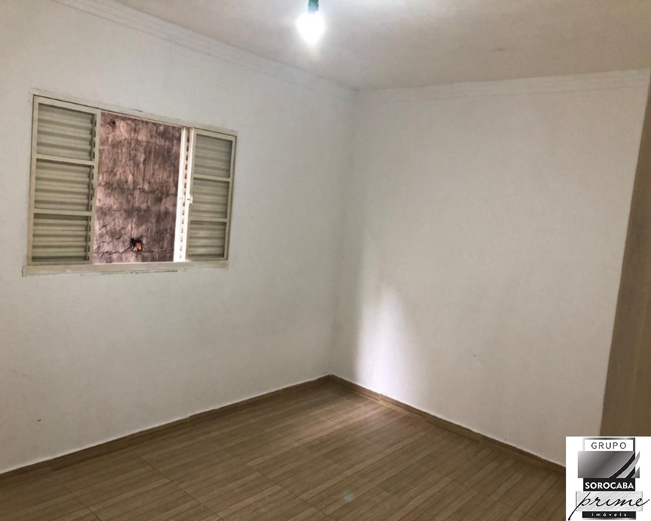 Sobrado com 3 dormitórios à venda, 150 m² por R$ 590.000 - j