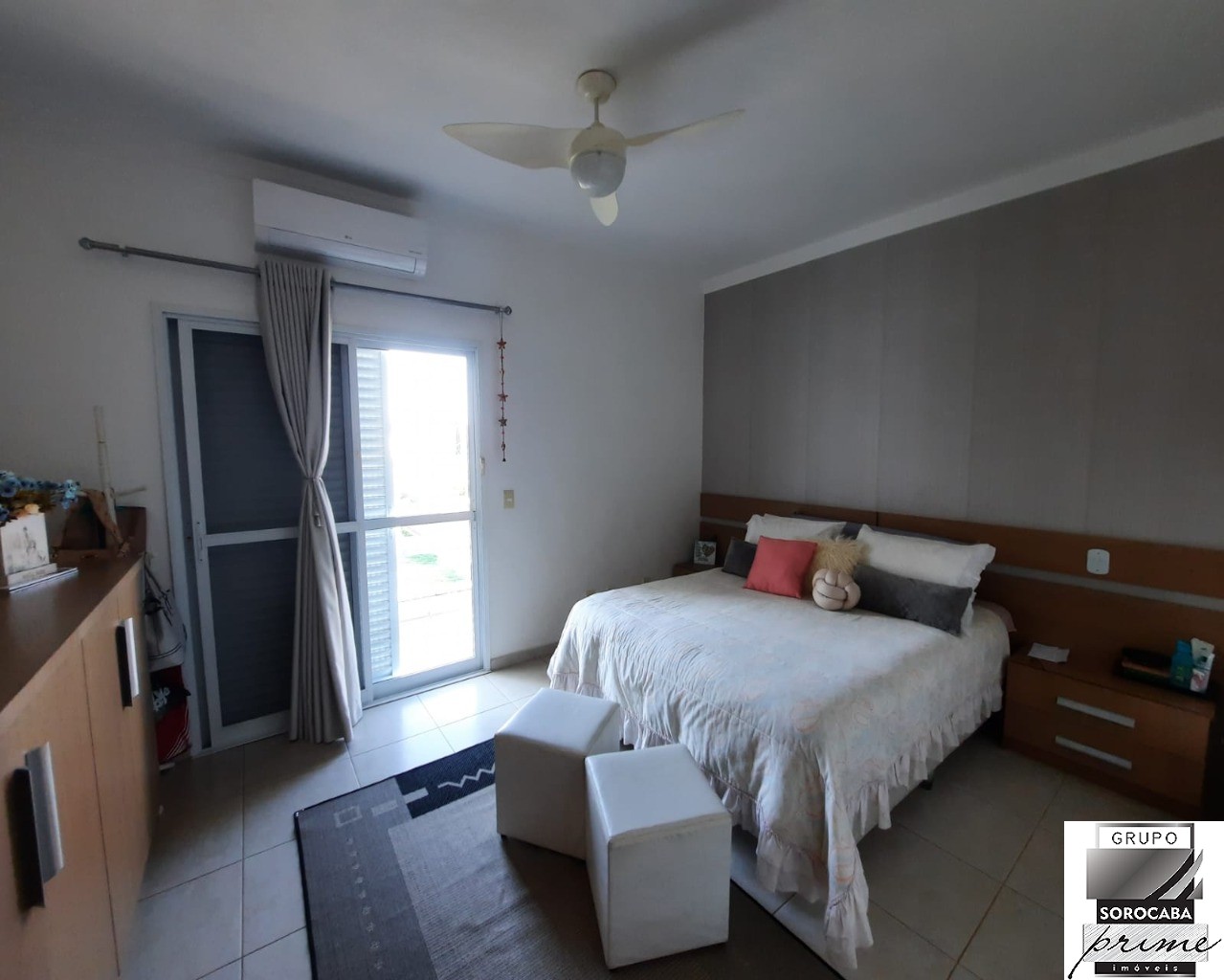 Sobrado com 3 dormitórios à venda, 343 m² por R$ 1.300.000 -