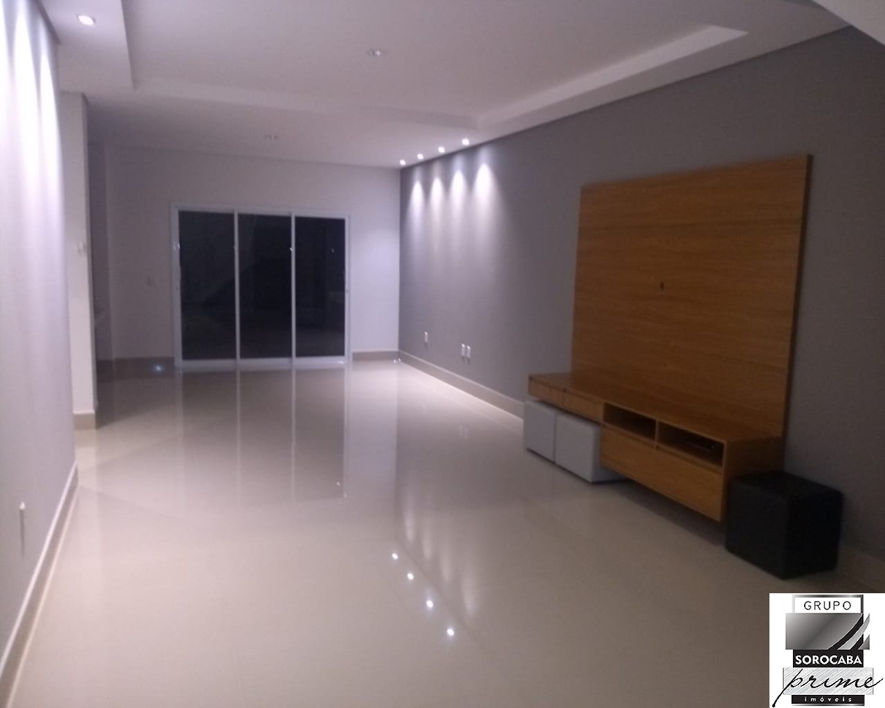 Casa seminova á venda R$1.430.000,00
