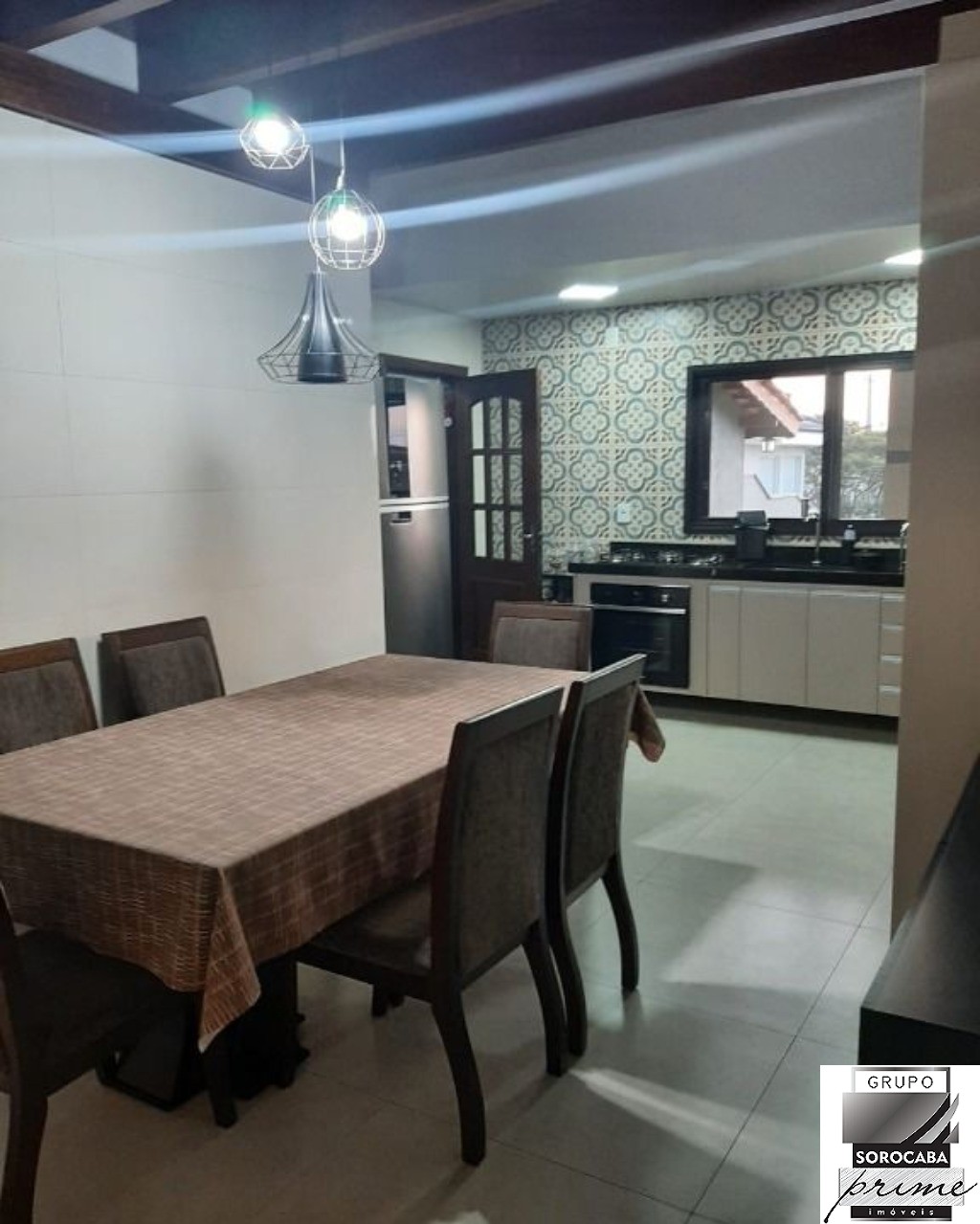 Casa com 3 dormitórios à venda, 262 m² por R$ 1.090.000 - co
