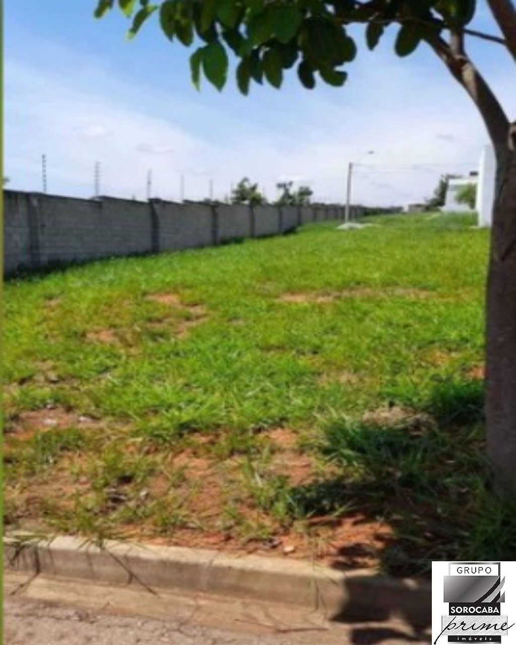 Terreno á venda no condomínio condomínio jardim residencial 