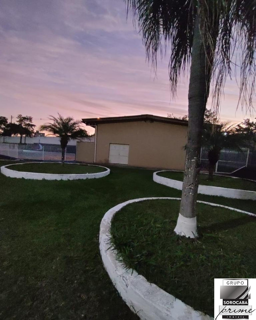 Apartamento á venda condomínio planalto R$180.000,00