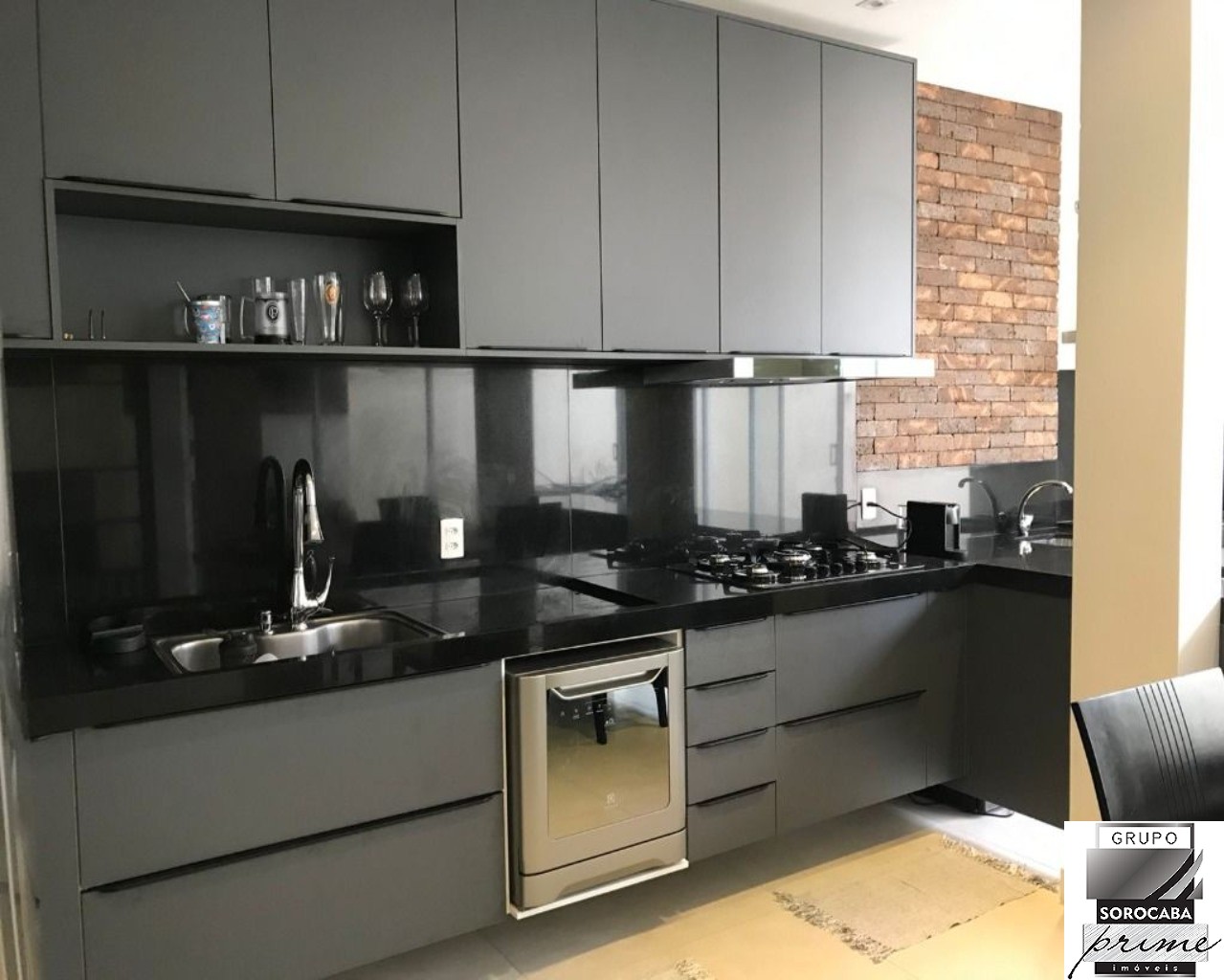 Sobrado com 3 dormitórios à venda, 150 m² por R$ 750.000 - v