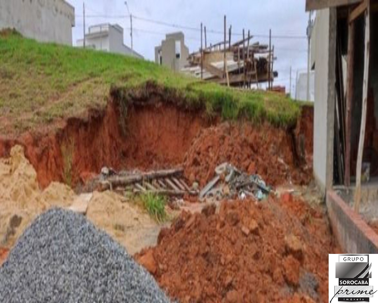 Terreno à venda, 200 m² por R$ 179.990 - helena maria jardim