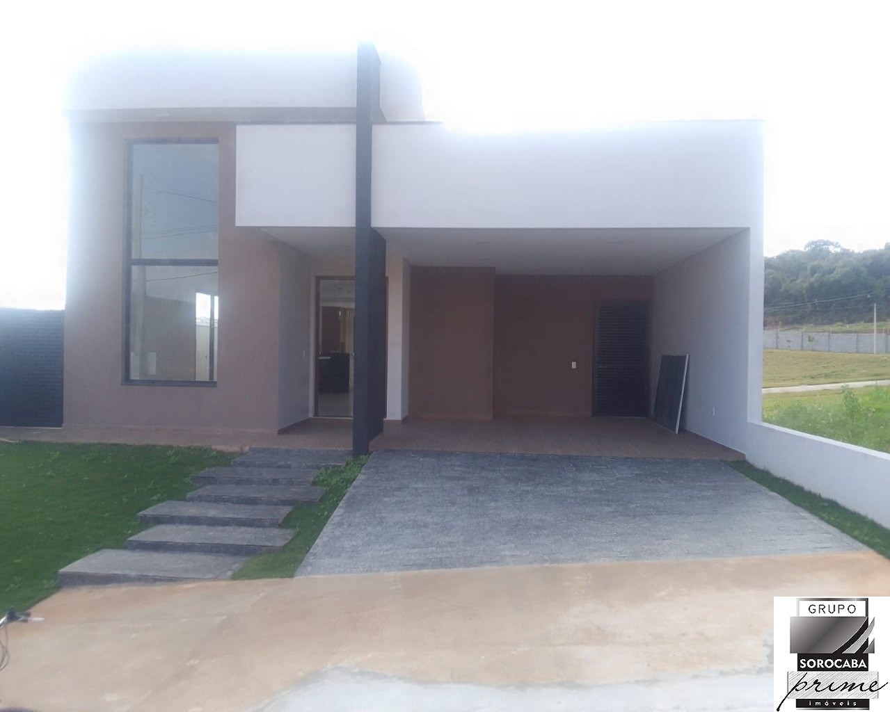 Linda casa em condominio fechado á venda $1.350.000,00