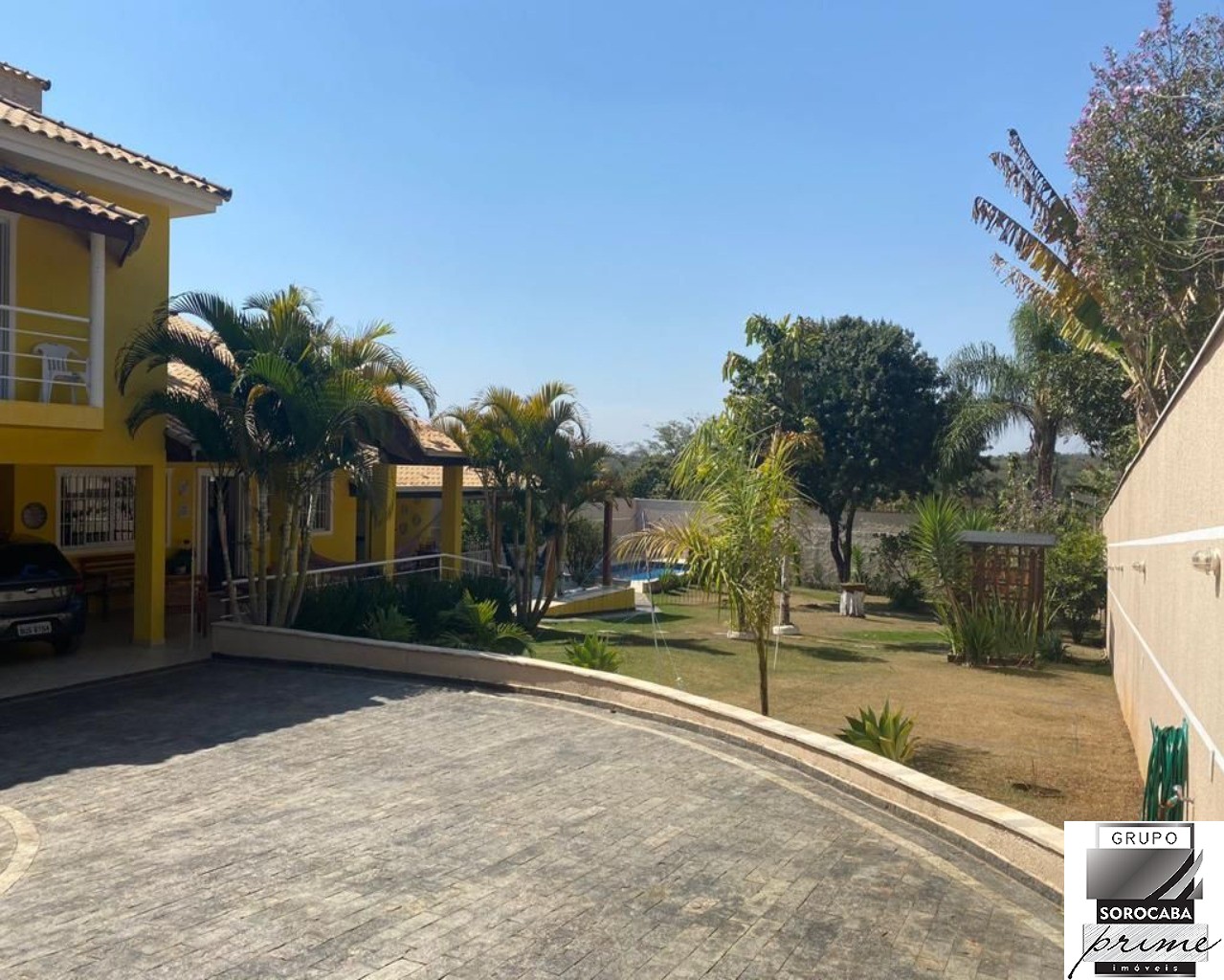Sobrado com 2 dormitórios à venda, 307 m² por R$ 750.000 - m