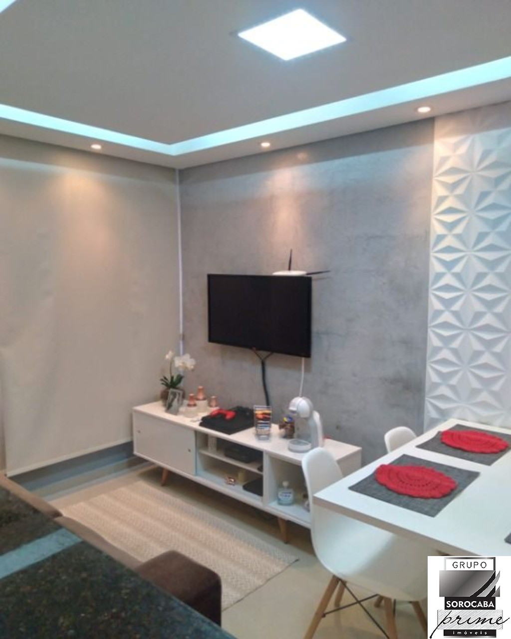 Apartamento com 2 dormitórios à venda, 47 m² por R$ 205.000 