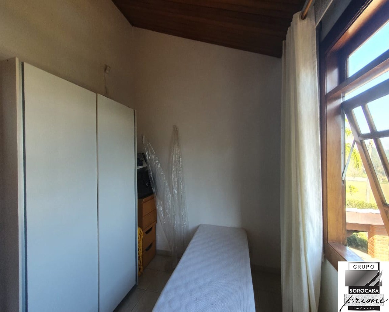 Sobrado mobiliado á venda no condomínio vale do lago R$1.300
