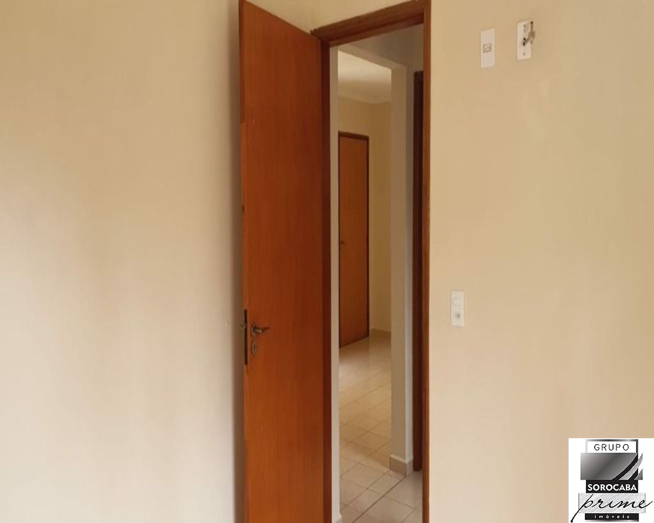 Apartamento com 2 dormitórios à venda, 54 m² por R$ 285.000 