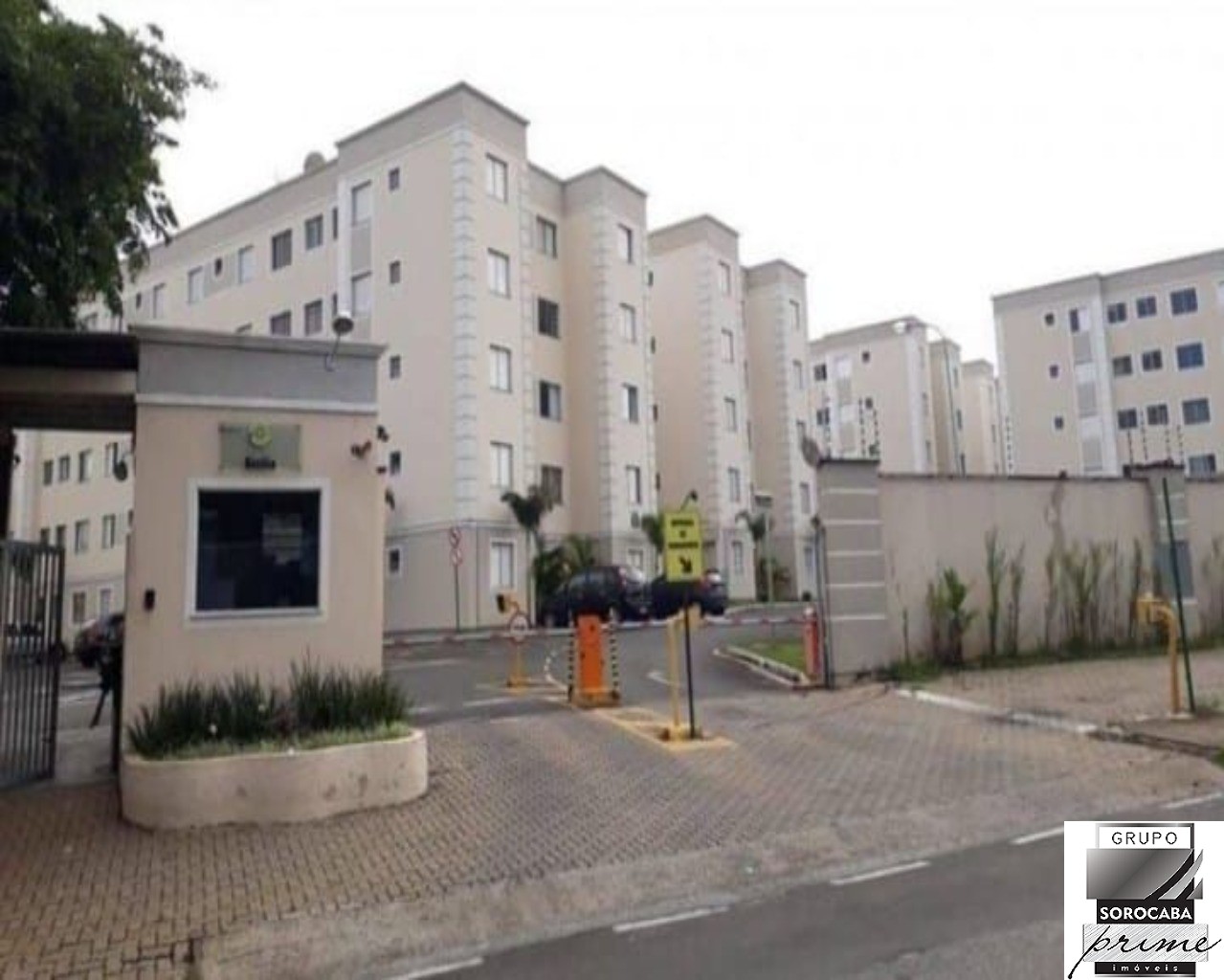 Apartamento com 2 dormitórios à venda, 47 m² por R$ 205.000 