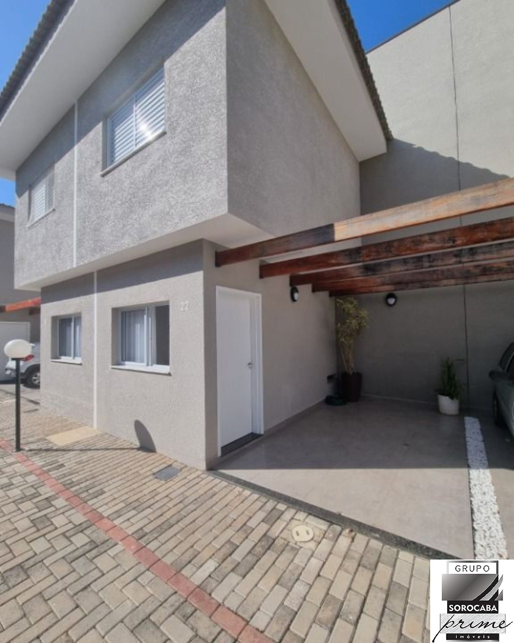 Sobrado com 2 dormitórios à venda, 60 m² por R$ 320.000 - vi