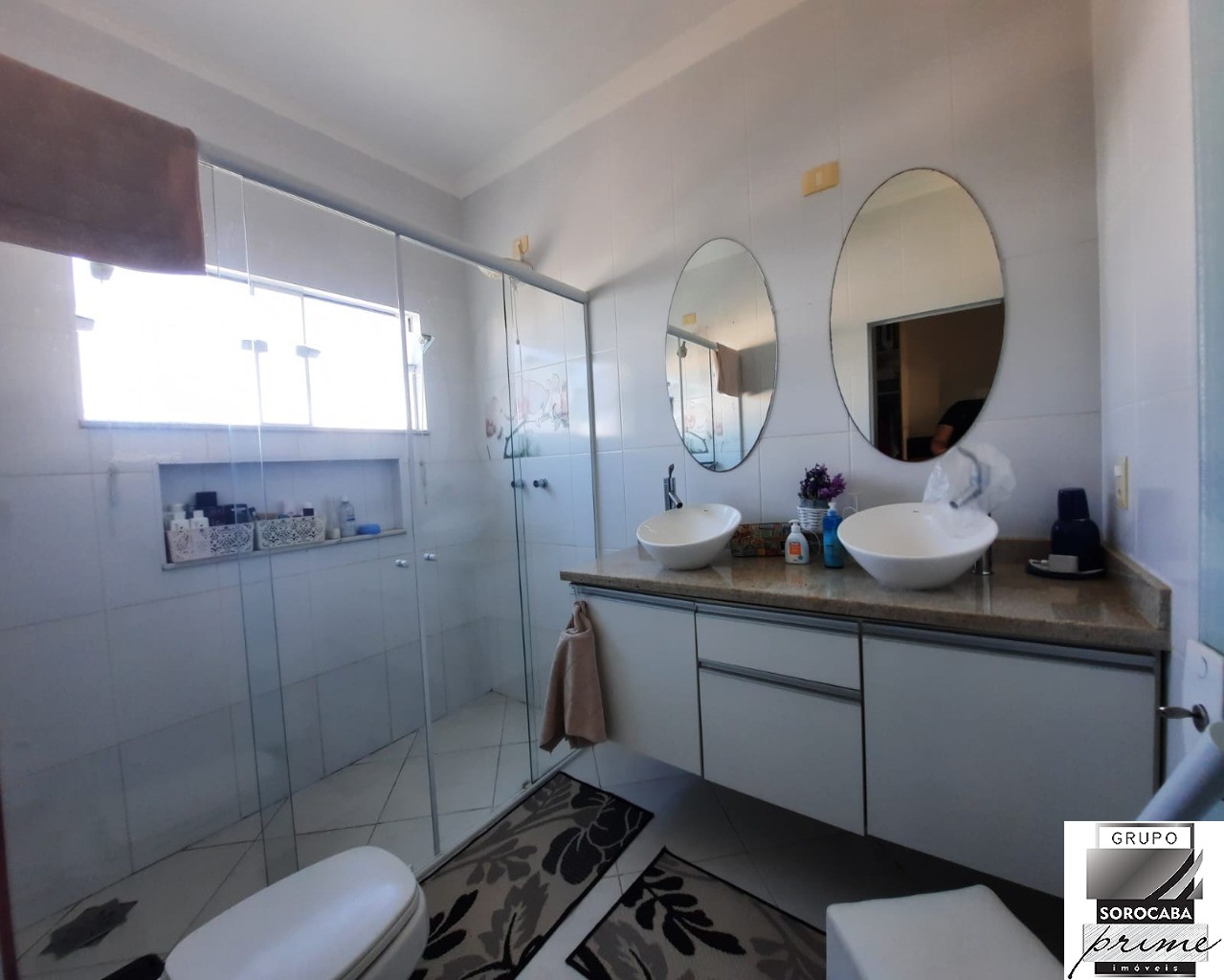Sobrado com 3 dormitórios à venda, 343 m² por R$ 1.300.000 -