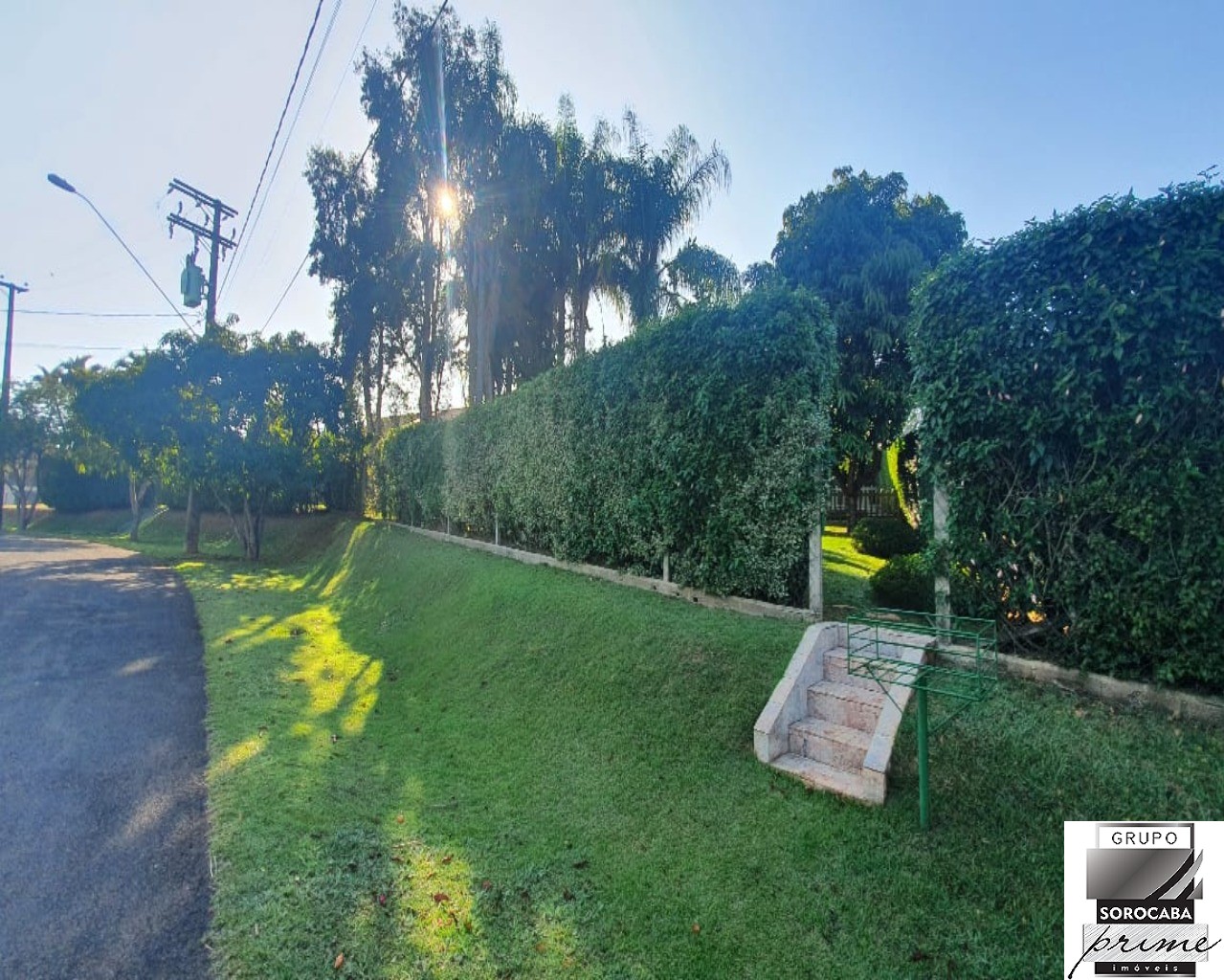 Casa residencial, bairro caguassu, R$1.300.000,00.