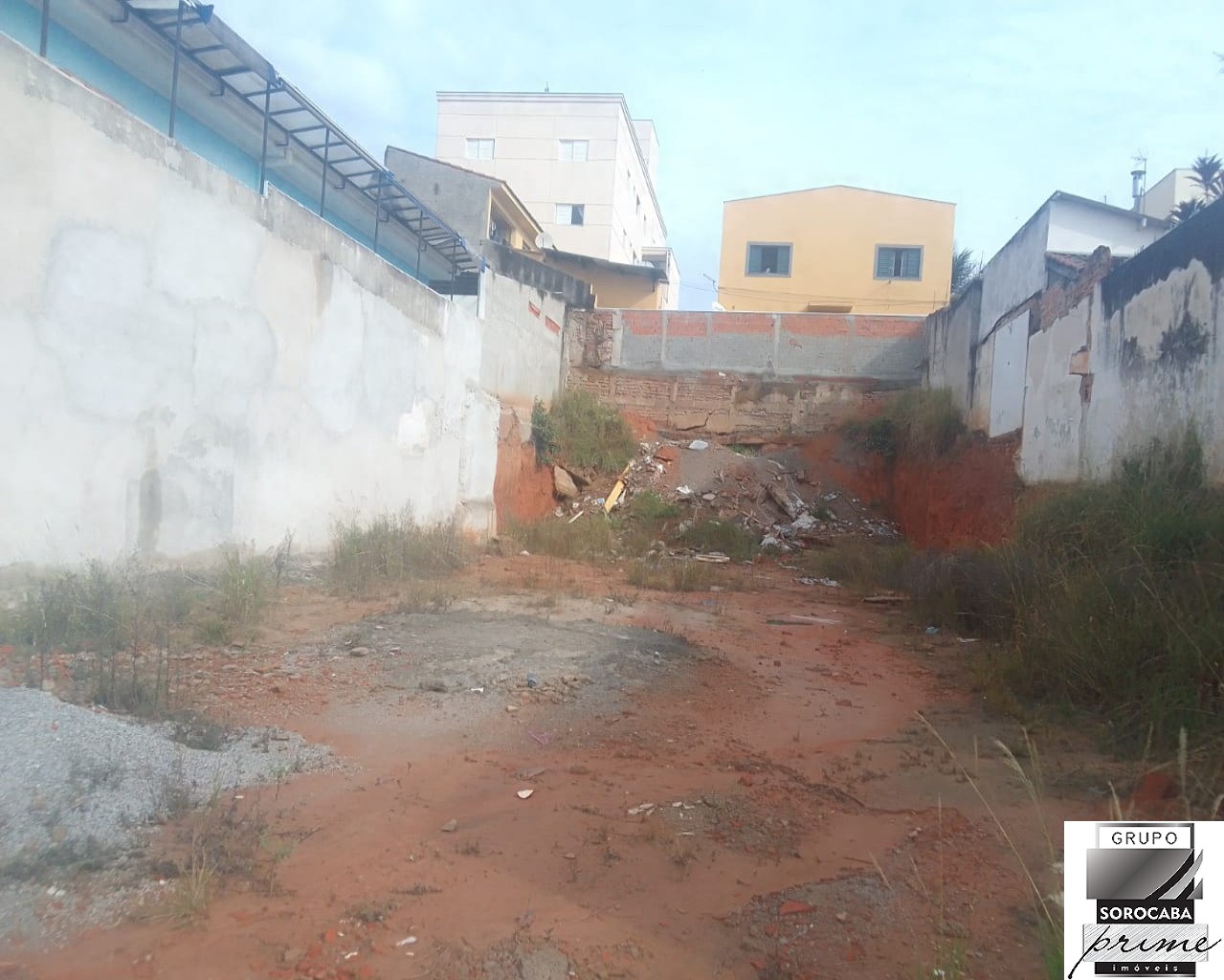 Terreno a venda na avenida doutor americo de figueiredo R$45