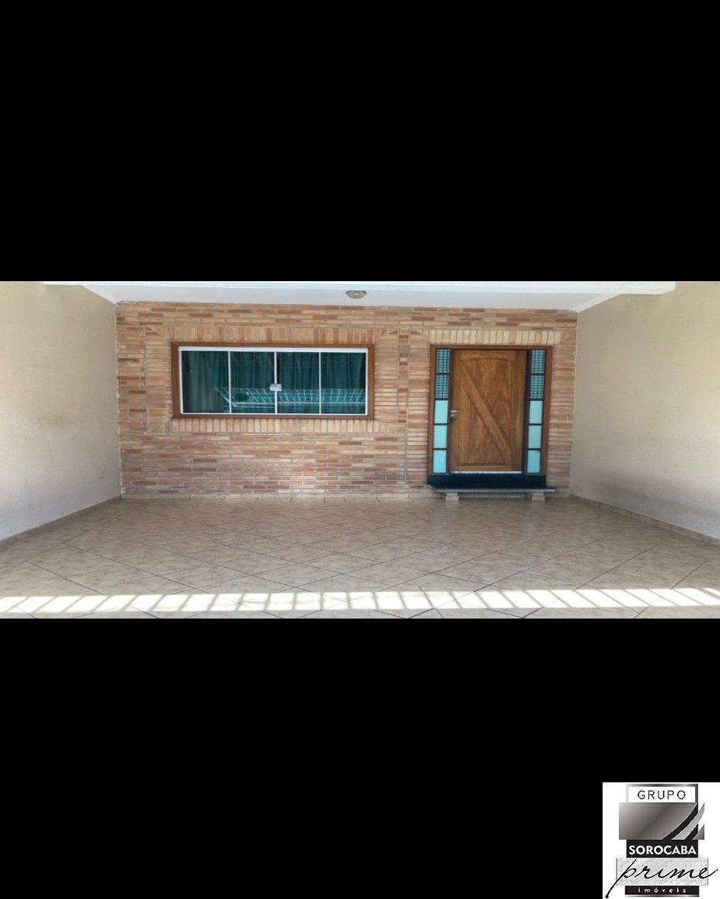Lindo sobrado com portão automático excelente R$370.000,00