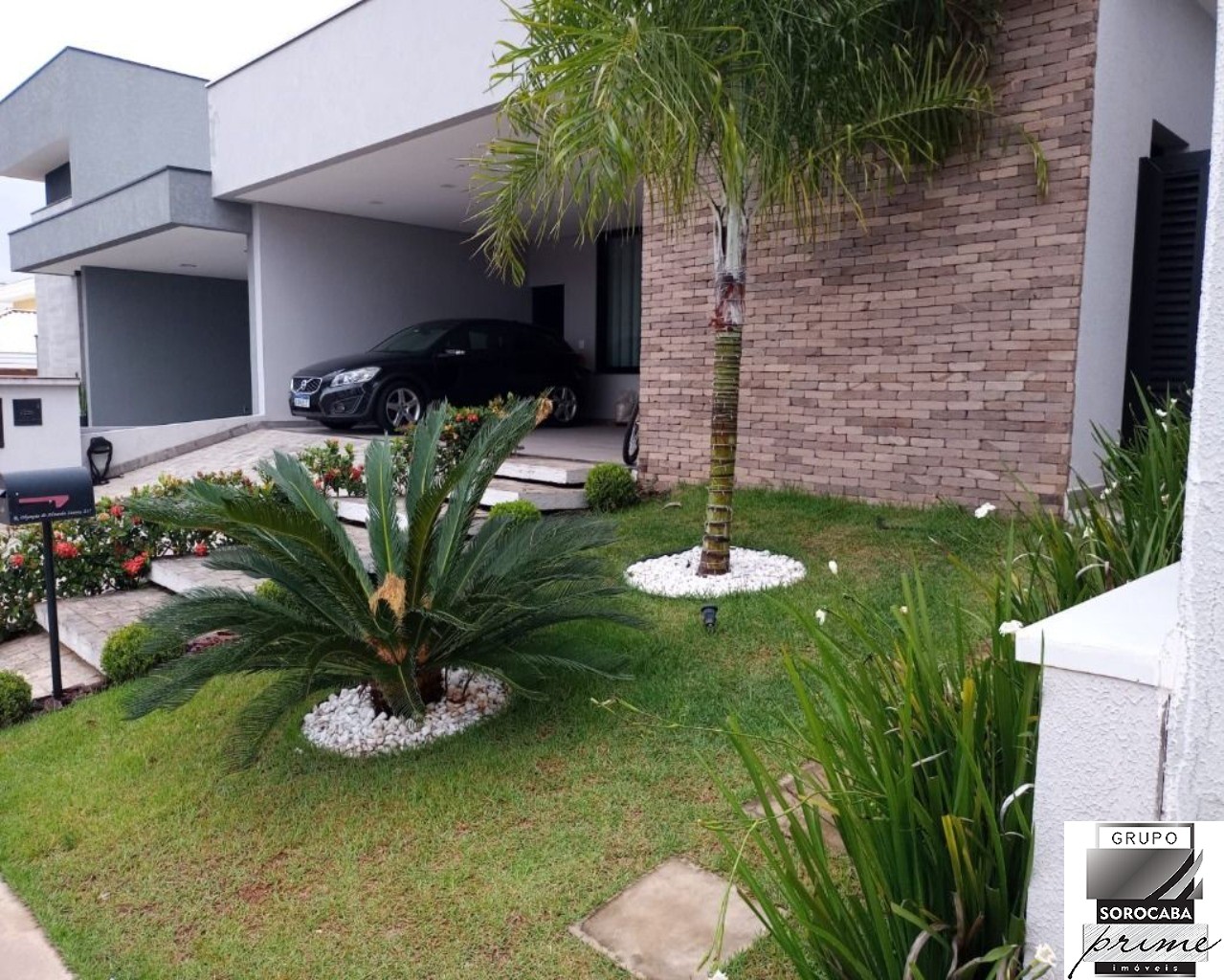 Casa com 3 dormitórios à venda, 220 m² por R$ 1.690.000 - co
