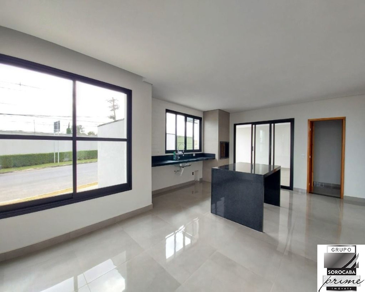 Casa com 3 dormitórios à venda, 152 m² por R$ 1.010.000 - re