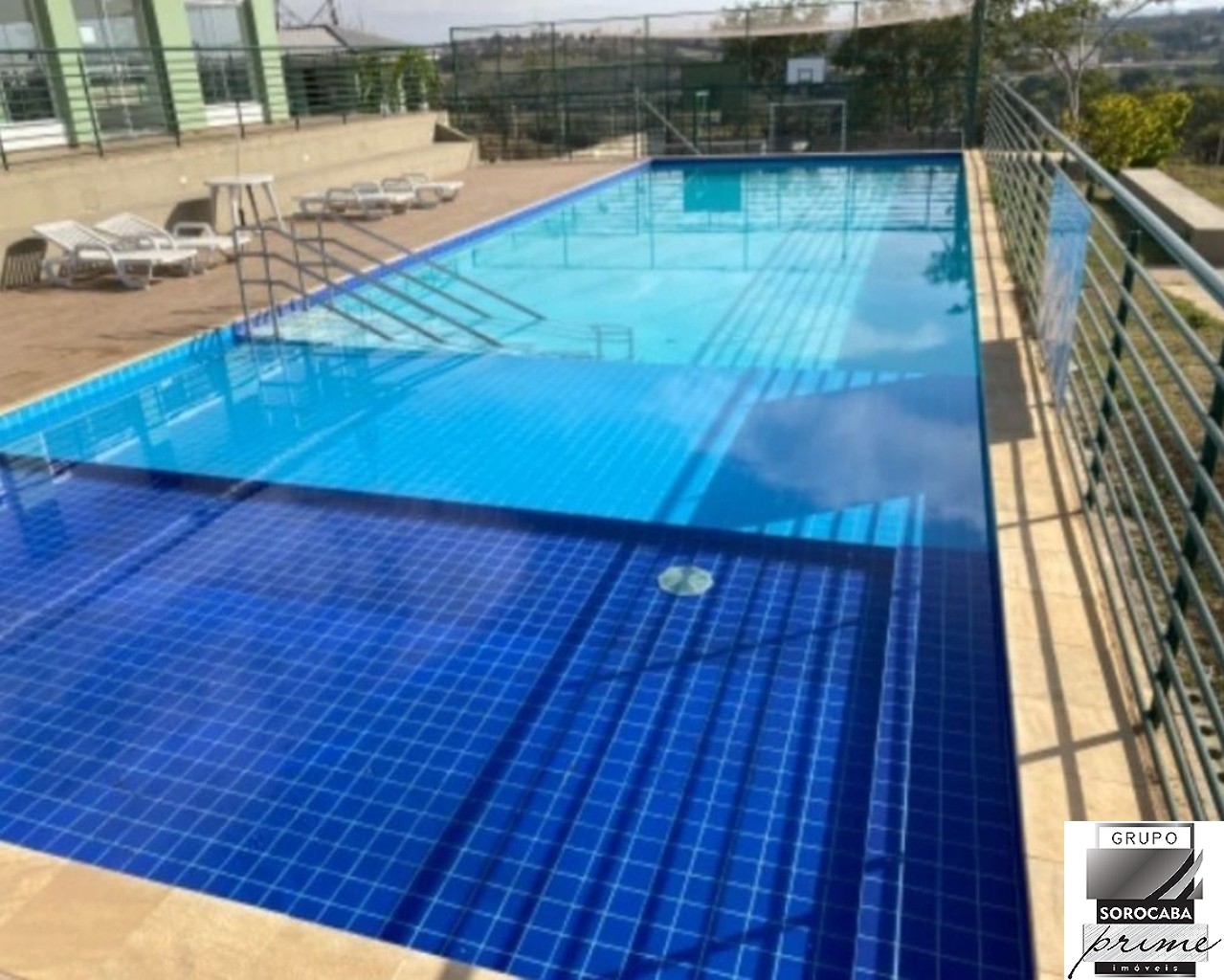 Casa com 2 dormitórios à venda, 74 m² por R$ 415.000 - jardi