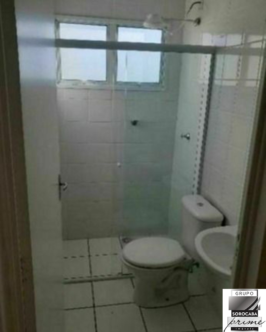 Apartamento com 2 dormitórios à venda, 51 m² por R$ 245.000 