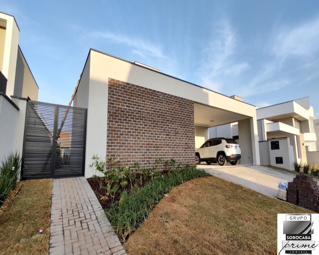 Casa com 4 dormitórios à venda, 258 m² por R$ 2.050.000 - al