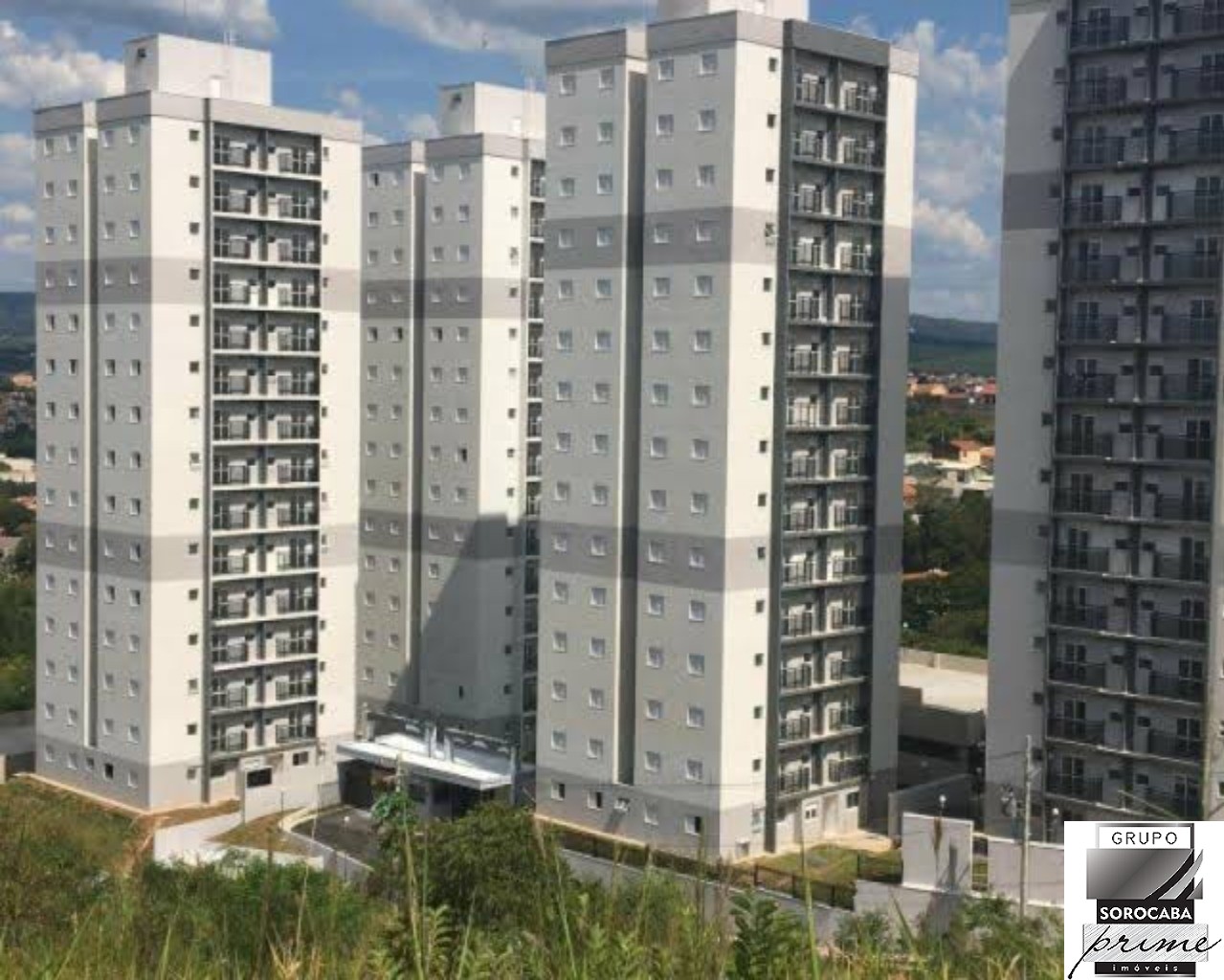 Apartamento com 2 dormitórios à venda, 57 m² por R$ 299.000 