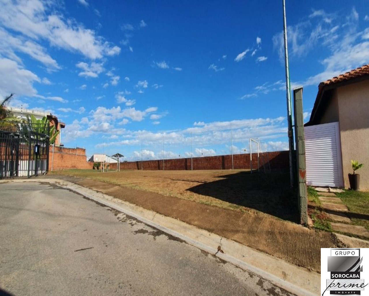 Casa com 2 dormitórios à venda, 50 m² por R$ 230.000 - jardi