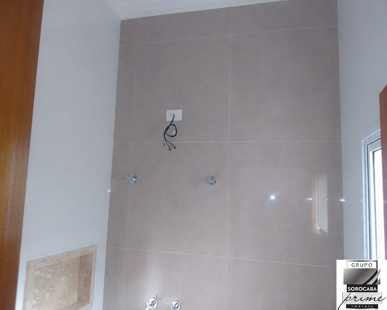 Casa com 3 dormitórios à venda, 147 m² por R$ 850.000 - cond