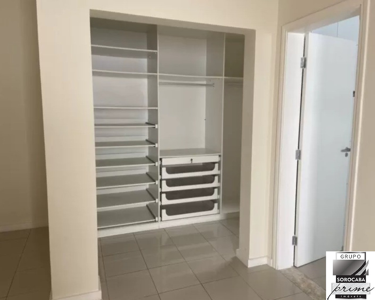 Casa com 3 dormitórios, 270 m² - venda por R$ 1.000.000 ou a