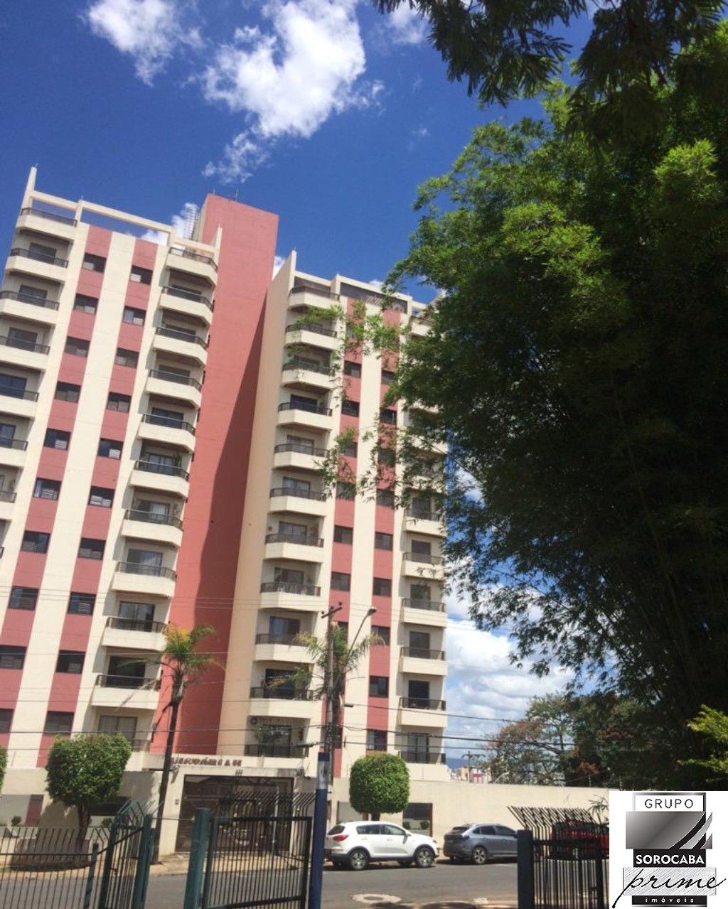 Apartamento com 3 dormitórios à venda, 88 m² por R$ 360.000 