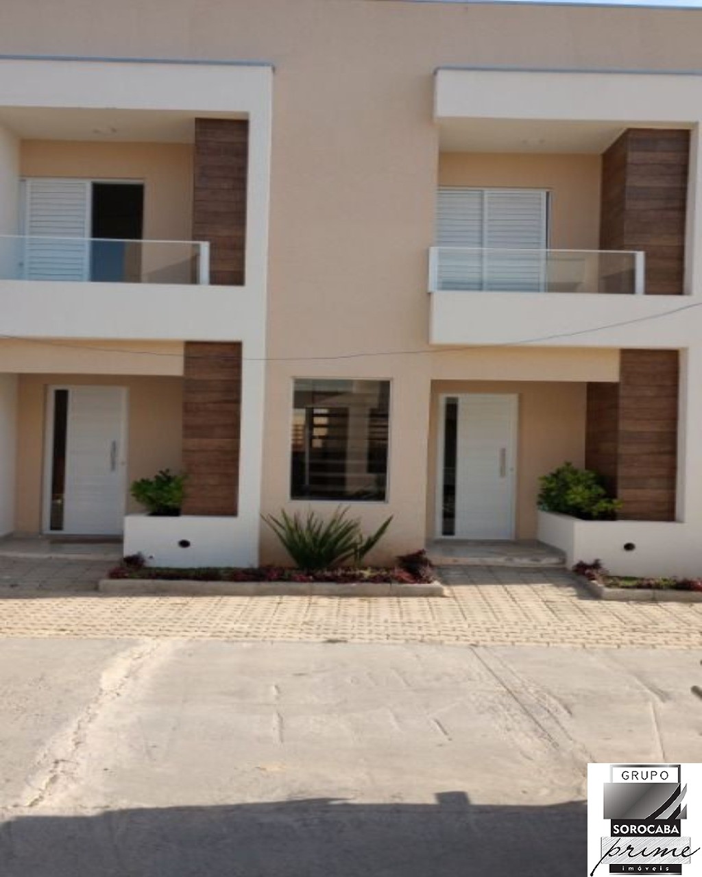 Sobrado com 2 dormitórios à venda, 59 m² por R$ 200.000 - ja