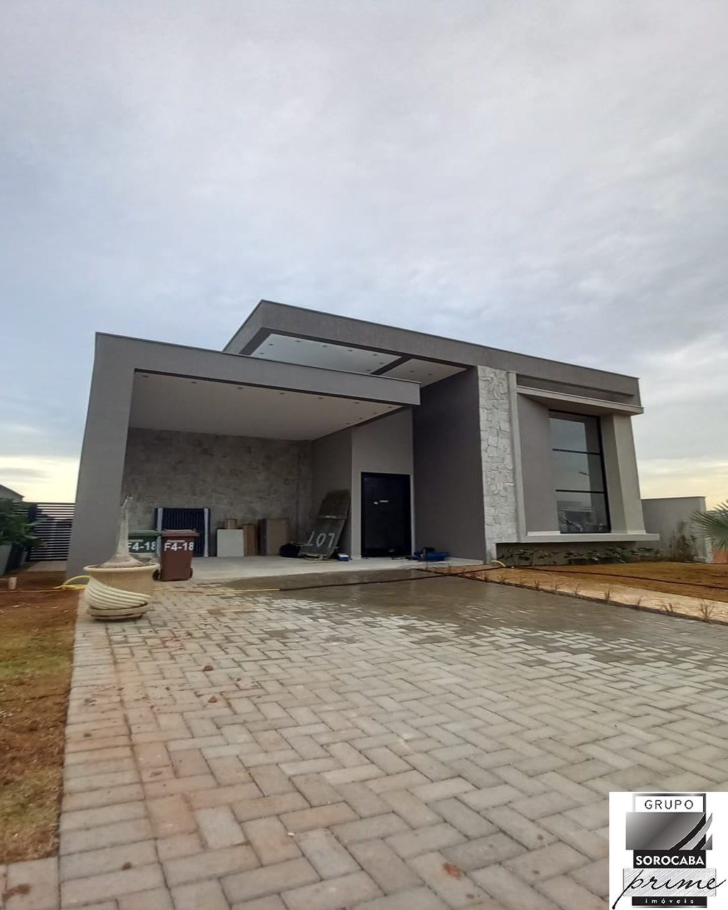 Casa com 3 dormitórios à venda, 234 m² por R$ 2.260.000 - al