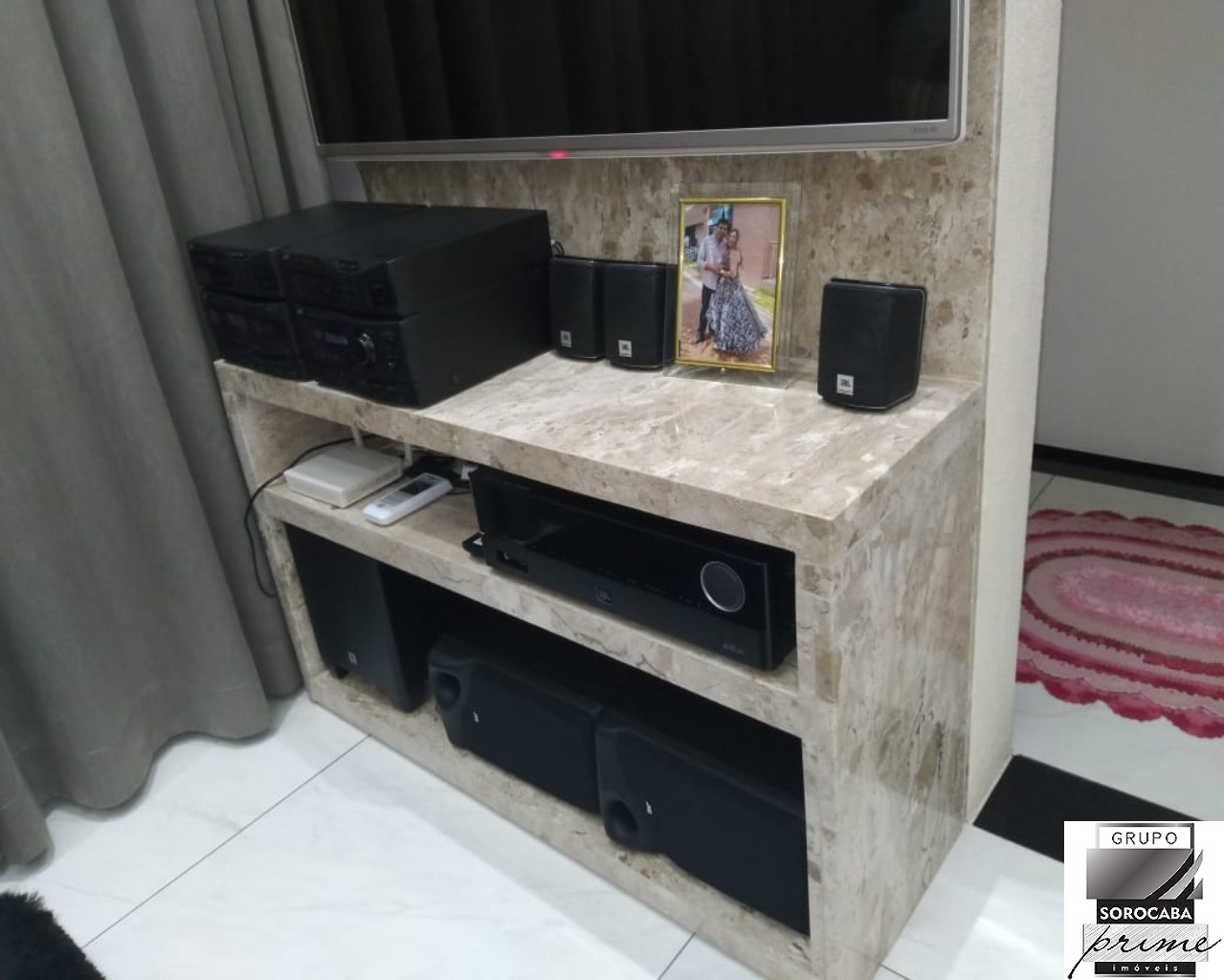 Apartamento 44m² com 2 dormitórios por 235mil condomínio le 