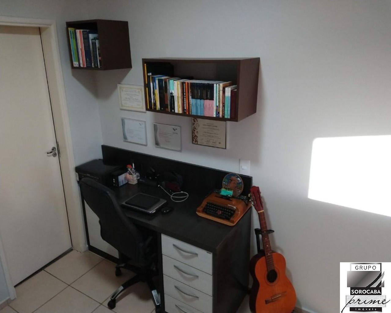 Apartamento com 3 dormitórios à venda, 113 m² por R$ 425.000