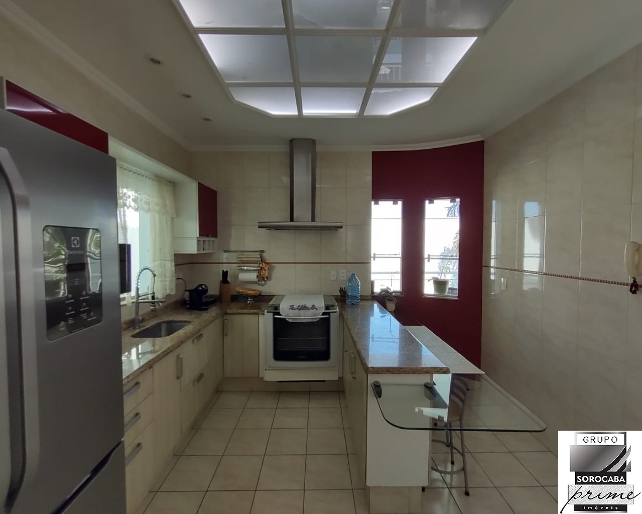 Casa com 3 dormitórios à venda, 309 m² por R$ 1.480.000 - bo