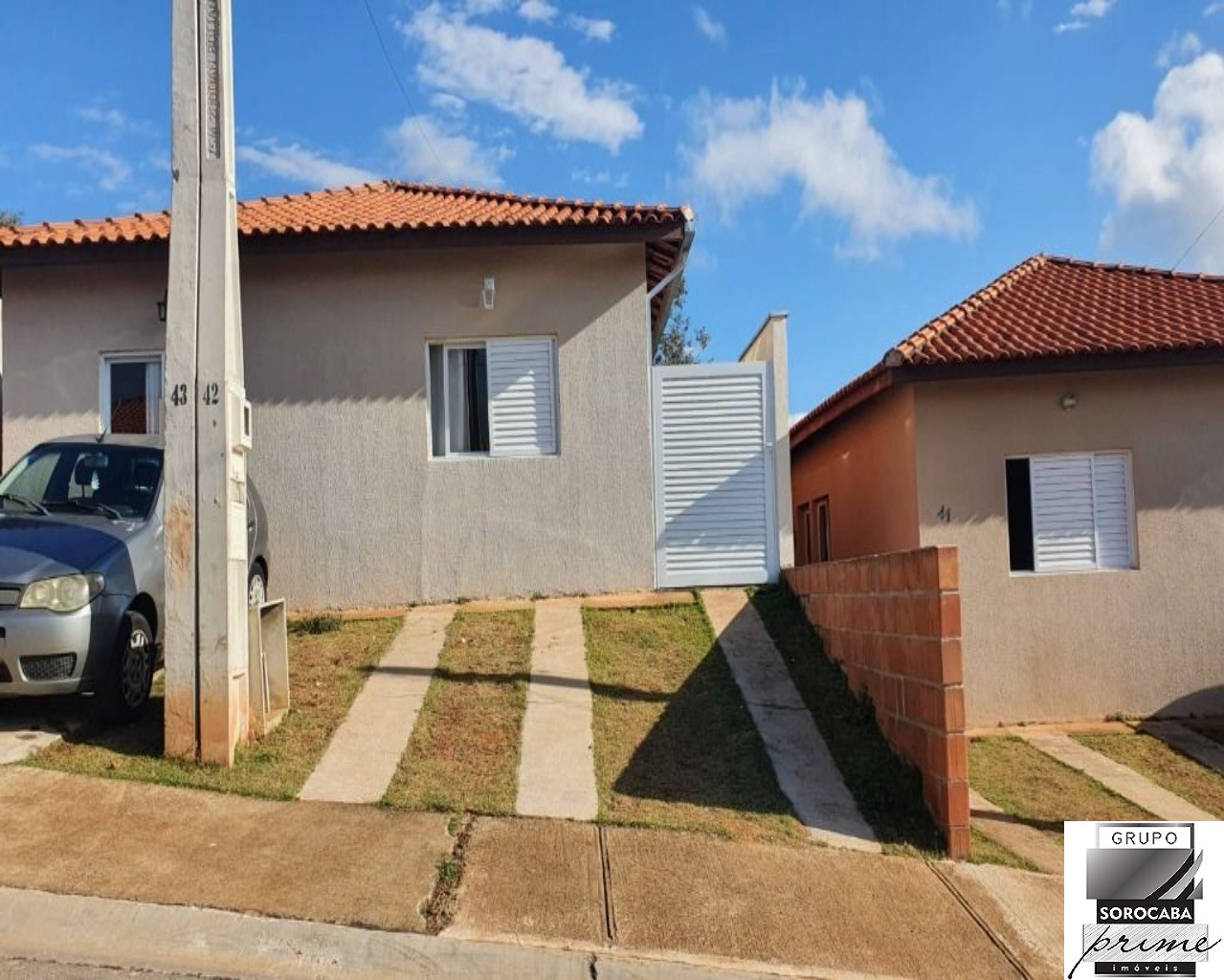 Casa com 2 dormitórios à venda, 50 m² por R$ 230.000 - jardi