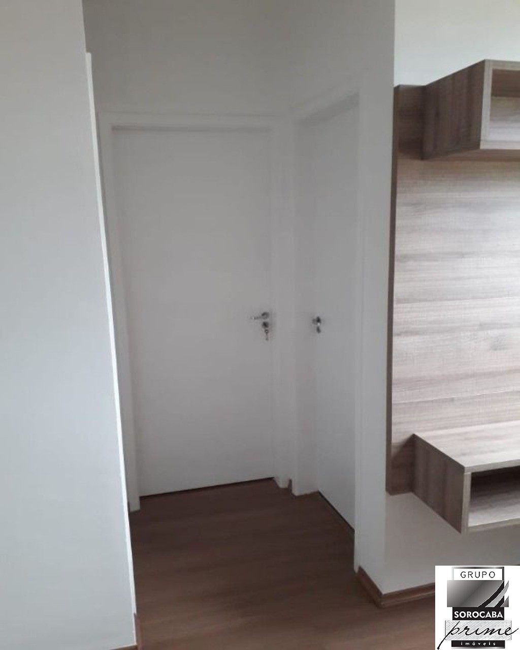 Apartamento com 2 dormitórios à venda, 50 m² por R$ 200.000 