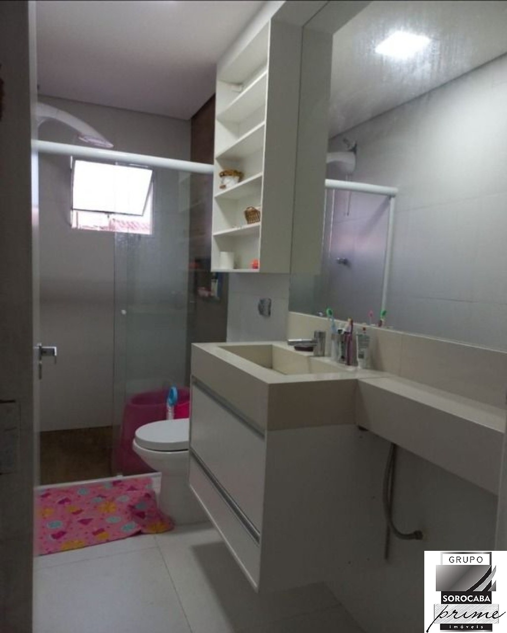 Sobrado com 2 dormitórios à venda, 190 m² por R$ 700.000 - a