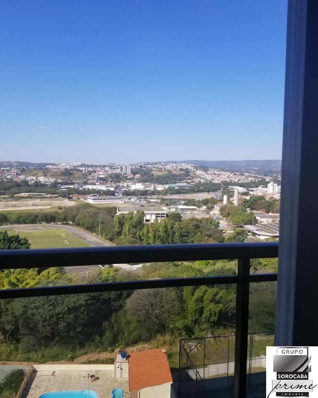 Apartamento com 2 dormitórios à venda, 57 m² por R$ 299.000 